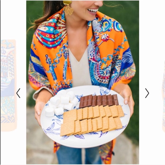 NWOT Scarf - Picture 5 of 7